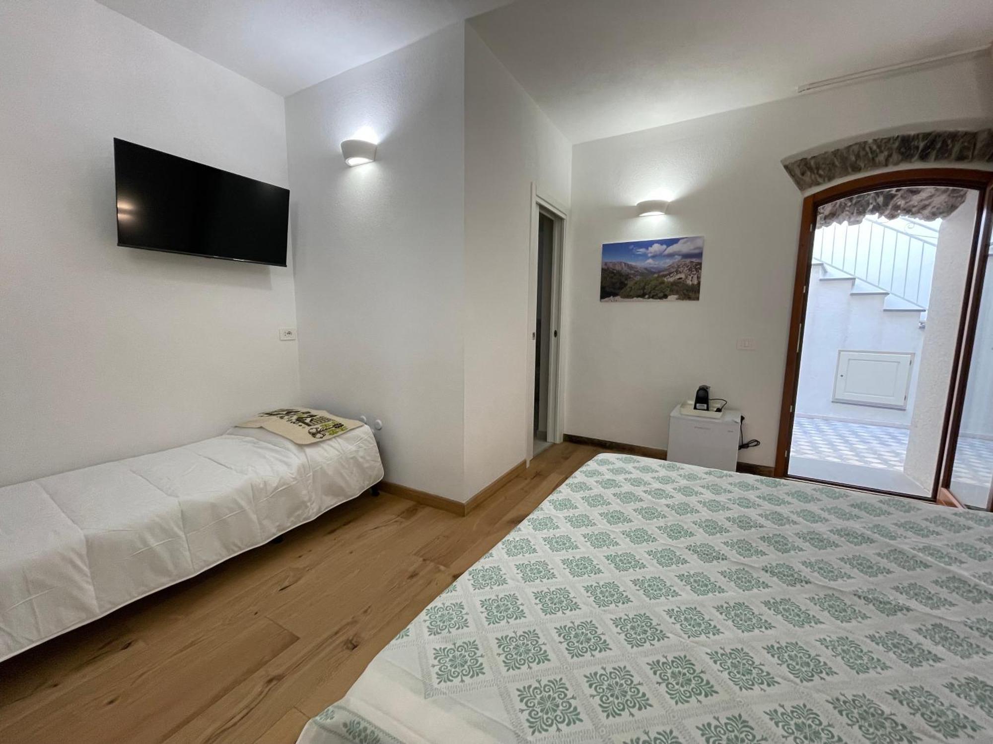 Hotel Sa Troppa De Sos Chentu Dorgali Exteriér fotografie